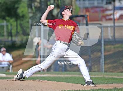 Thumbnail 3 in St. Joseph vs Montville (CIAC Class M Second Round) photogallery.