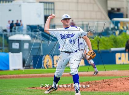 Thumbnail 2 in College Park vs. De La Salle photogallery.