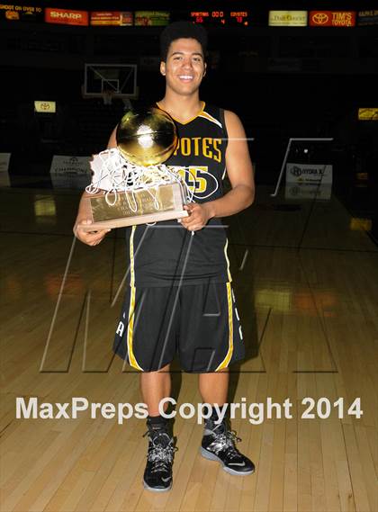 Thumbnail 2 in Arizona Lutheran Academy vs. Scottsdale Preparatory Academy (AIA D4 Final) photogallery.