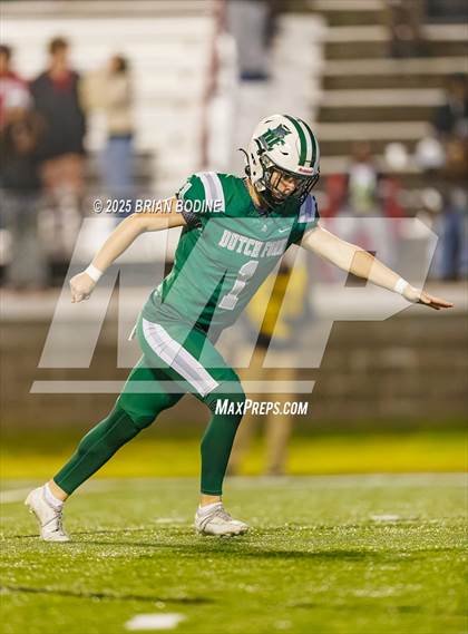 Thumbnail 2 in Dutch Fork vs Summerville (SCHSL 5A Division 1 Final) photogallery.