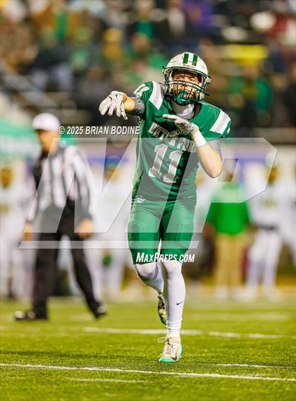 Thumbnail 2 in Dutch Fork vs Summerville (SCHSL 5A Division 1 Final) photogallery.