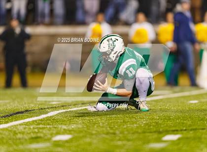 Thumbnail 1 in Dutch Fork vs Summerville (SCHSL 5A Division 1 Final) photogallery.