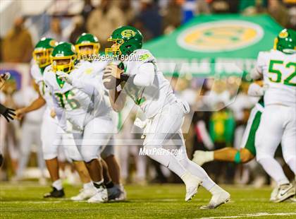 Thumbnail 1 in Dutch Fork vs Summerville (SCHSL 5A Division 1 Final) photogallery.