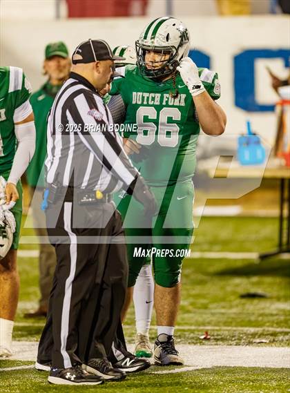 Thumbnail 3 in Dutch Fork vs Summerville (SCHSL 5A Division 1 Final) photogallery.