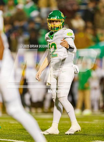 Thumbnail 2 in Dutch Fork vs Summerville (SCHSL 5A Division 1 Final) photogallery.