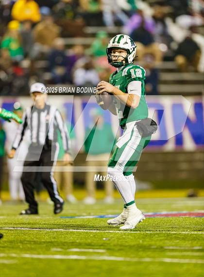 Thumbnail 3 in Dutch Fork vs Summerville (SCHSL 5A Division 1 Final) photogallery.