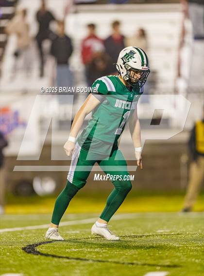 Thumbnail 1 in Dutch Fork vs Summerville (SCHSL 5A Division 1 Final) photogallery.