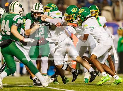 Thumbnail 1 in Dutch Fork vs Summerville (SCHSL 5A Division 1 Final) photogallery.