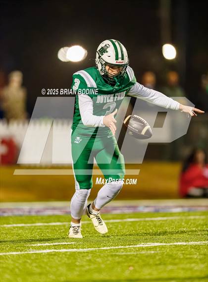 Thumbnail 3 in Dutch Fork vs Summerville (SCHSL 5A Division 1 Final) photogallery.