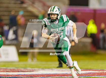 Thumbnail 3 in Dutch Fork vs Summerville (SCHSL 5A Division 1 Final) photogallery.
