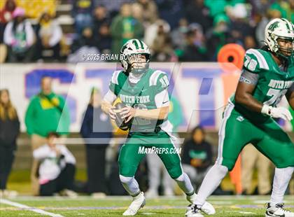 Thumbnail 3 in Dutch Fork vs Summerville (SCHSL 5A Division 1 Final) photogallery.