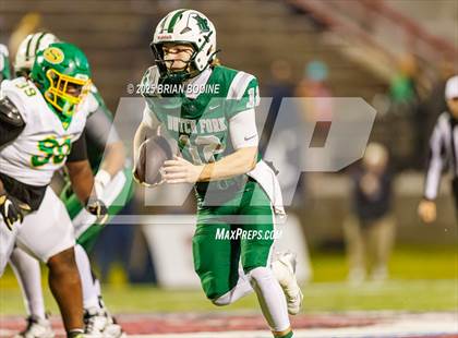 Thumbnail 3 in Dutch Fork vs Summerville (SCHSL 5A Division 1 Final) photogallery.