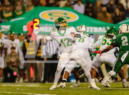 Thumbnail 3 in Dutch Fork vs Summerville (SCHSL 5A Division 1 Final) photogallery.
