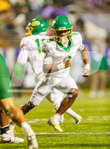 Thumbnail 3 in Dutch Fork vs Summerville (SCHSL 5A Division 1 Final) photogallery.