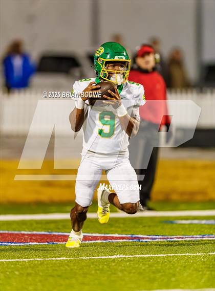 Thumbnail 2 in Dutch Fork vs Summerville (SCHSL 5A Division 1 Final) photogallery.