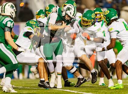 Thumbnail 3 in Dutch Fork vs Summerville (SCHSL 5A Division 1 Final) photogallery.