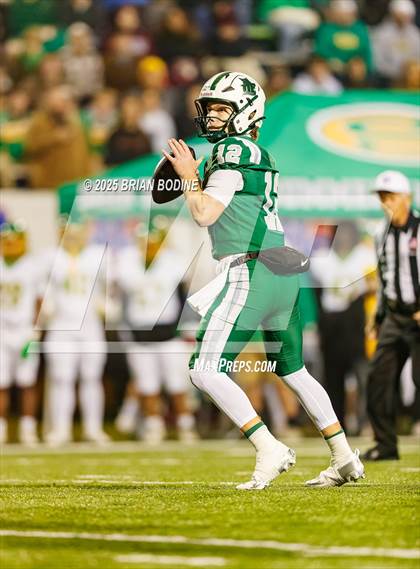 Thumbnail 1 in Dutch Fork vs Summerville (SCHSL 5A Division 1 Final) photogallery.