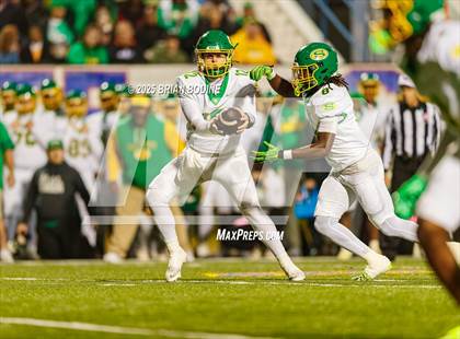 Thumbnail 1 in Dutch Fork vs Summerville (SCHSL 5A Division 1 Final) photogallery.