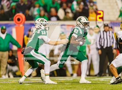 Thumbnail 2 in Dutch Fork vs Summerville (SCHSL 5A Division 1 Final) photogallery.
