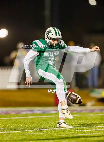 Thumbnail 3 in Dutch Fork vs Summerville (SCHSL 5A Division 1 Final) photogallery.