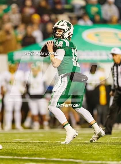 Thumbnail 2 in Dutch Fork vs Summerville (SCHSL 5A Division 1 Final) photogallery.
