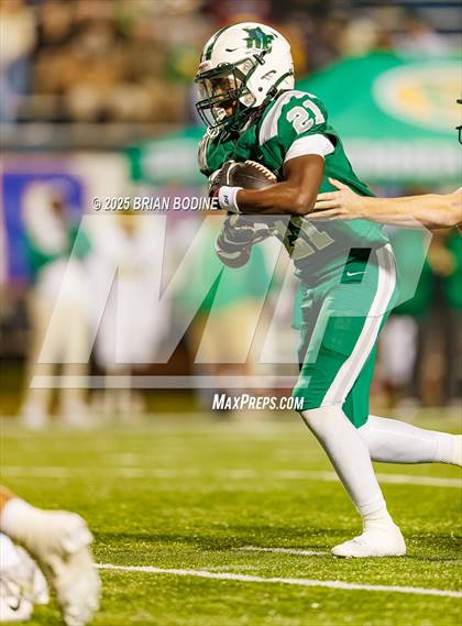 Thumbnail 2 in Dutch Fork vs Summerville (SCHSL 5A Division 1 Final) photogallery.
