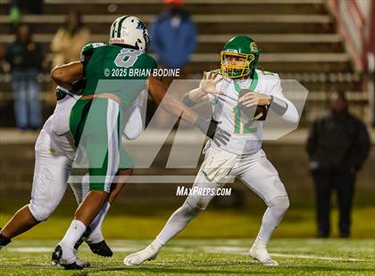 Thumbnail 2 in Dutch Fork vs Summerville (SCHSL 5A Division 1 Final) photogallery.