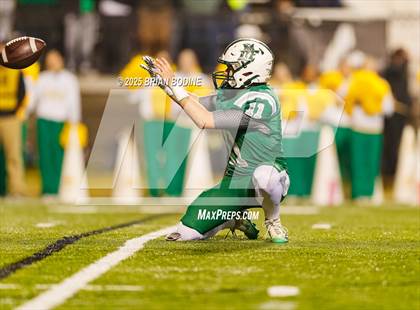 Thumbnail 2 in Dutch Fork vs Summerville (SCHSL 5A Division 1 Final) photogallery.
