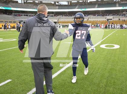 Thumbnail 2 in Allen vs. Cedar Ridge (UIL 6A Division 1 Semifinal) photogallery.