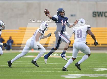 Thumbnail 1 in Allen vs. Cedar Ridge (UIL 6A Division 1 Semifinal) photogallery.