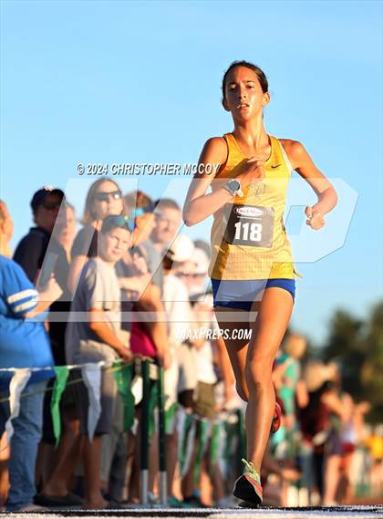 Thumbnail 1 in Lakewood Ranch Invitational photogallery.