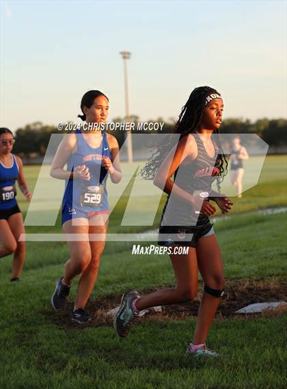 Thumbnail 1 in Lakewood Ranch Invitational photogallery.