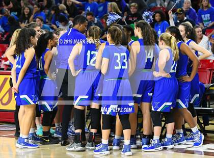 Thumbnail 3 in Xavier College Prep vs. Hamilton  (AIA 6A Final)  photogallery.