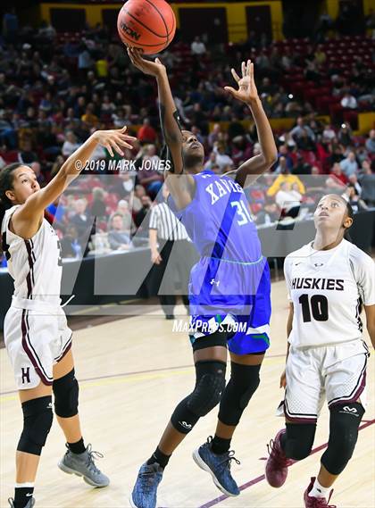 Thumbnail 3 in Xavier College Prep vs. Hamilton  (AIA 6A Final)  photogallery.
