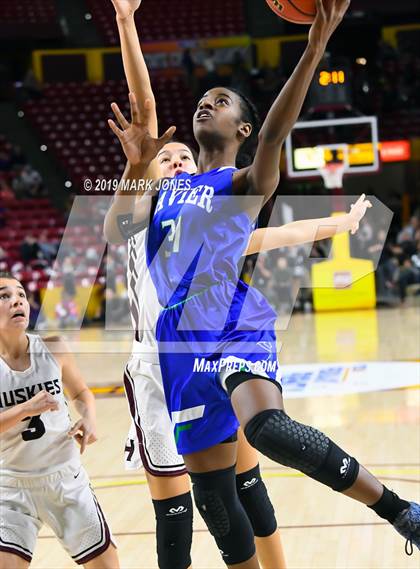 Thumbnail 1 in Xavier College Prep vs. Hamilton  (AIA 6A Final)  photogallery.