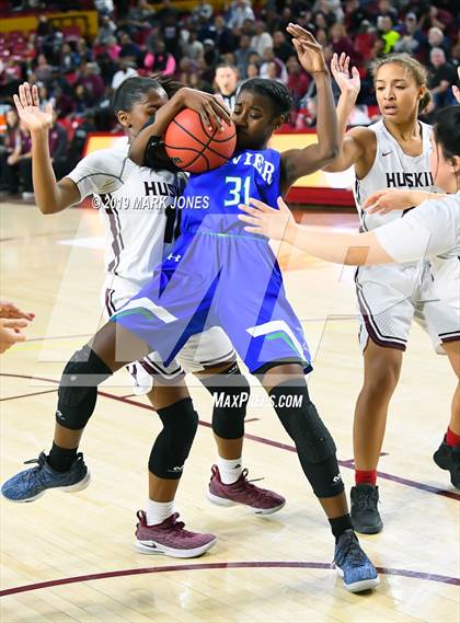 Thumbnail 3 in Xavier College Prep vs. Hamilton  (AIA 6A Final)  photogallery.