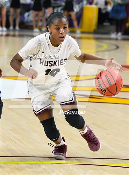 Thumbnail 1 in Xavier College Prep vs. Hamilton  (AIA 6A Final)  photogallery.