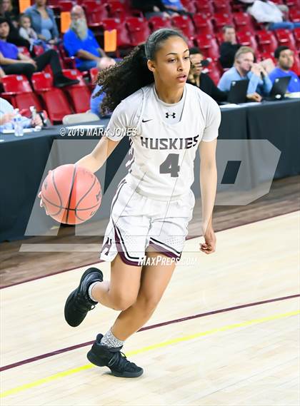 Thumbnail 1 in Xavier College Prep vs. Hamilton  (AIA 6A Final)  photogallery.