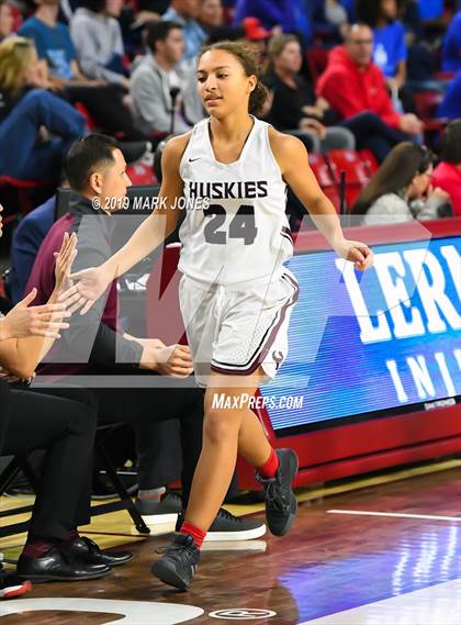 Thumbnail 3 in Xavier College Prep vs. Hamilton  (AIA 6A Final)  photogallery.