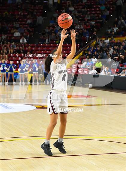 Thumbnail 3 in Xavier College Prep vs. Hamilton  (AIA 6A Final)  photogallery.