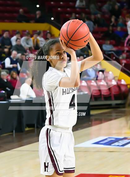 Thumbnail 2 in Xavier College Prep vs. Hamilton  (AIA 6A Final)  photogallery.