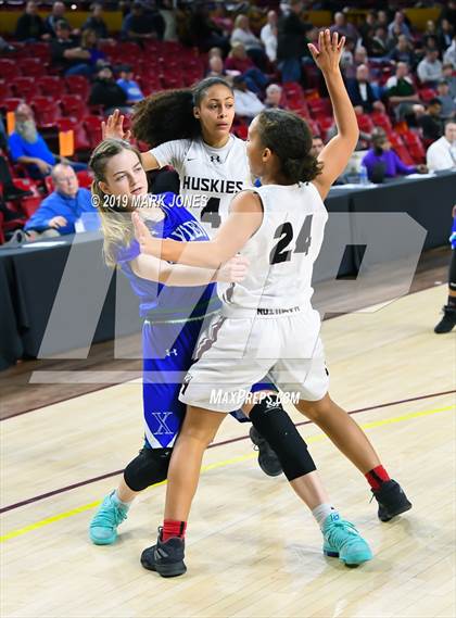 Thumbnail 1 in Xavier College Prep vs. Hamilton  (AIA 6A Final)  photogallery.
