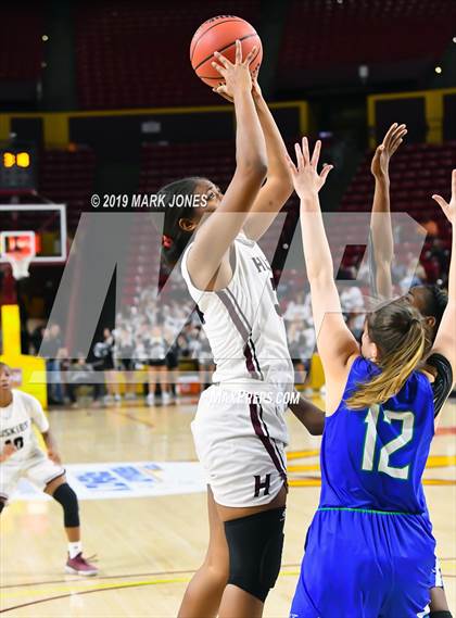 Thumbnail 2 in Xavier College Prep vs. Hamilton  (AIA 6A Final)  photogallery.