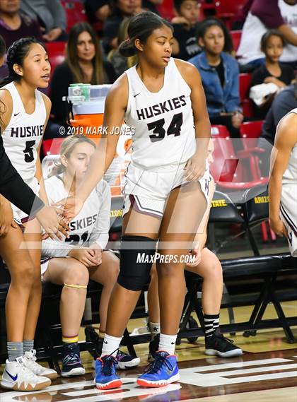 Thumbnail 3 in Xavier College Prep vs. Hamilton  (AIA 6A Final)  photogallery.