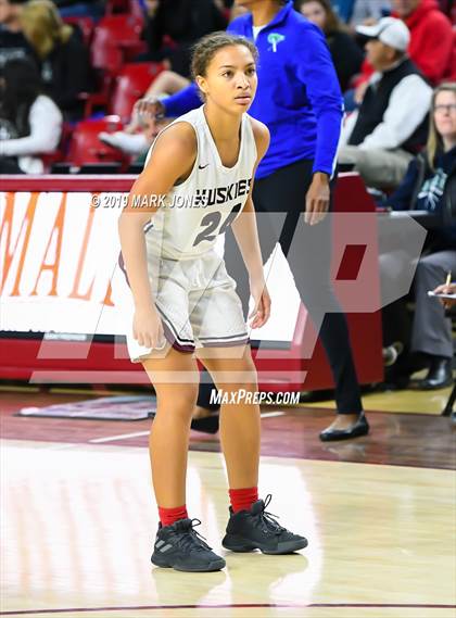 Thumbnail 1 in Xavier College Prep vs. Hamilton  (AIA 6A Final)  photogallery.