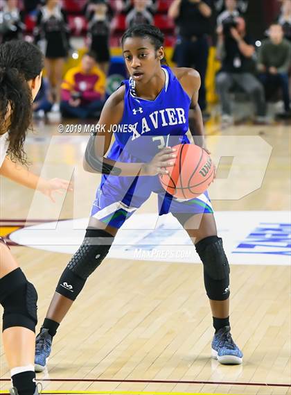 Thumbnail 3 in Xavier College Prep vs. Hamilton  (AIA 6A Final)  photogallery.