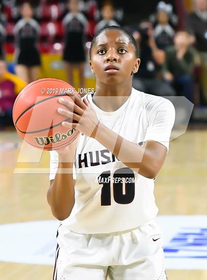 Thumbnail 2 in Xavier College Prep vs. Hamilton  (AIA 6A Final)  photogallery.