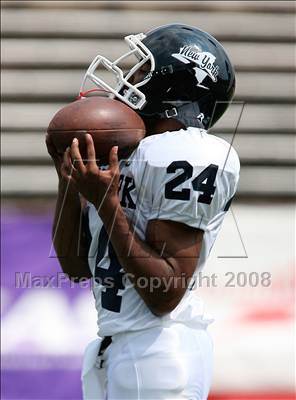 Thumbnail 3 in New York vs. New Jersey All-Star Game photogallery.