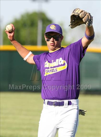 Thumbnail 3 in Bishop Brossart vs. Campbell County (37th District Semifinal) photogallery.