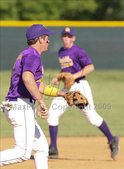 Thumbnail 1 in Bishop Brossart vs. Campbell County (37th District Semifinal) photogallery.